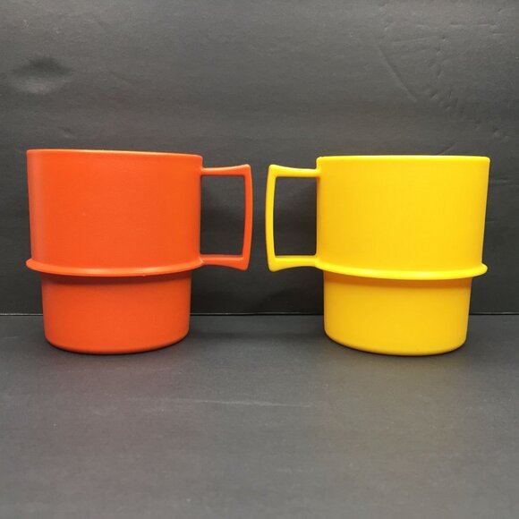 Vintage Set 4 1970s Tupperware Stacking Camp Mugs Cups 1312 Orange Yellow Green - Picture 6 of 15